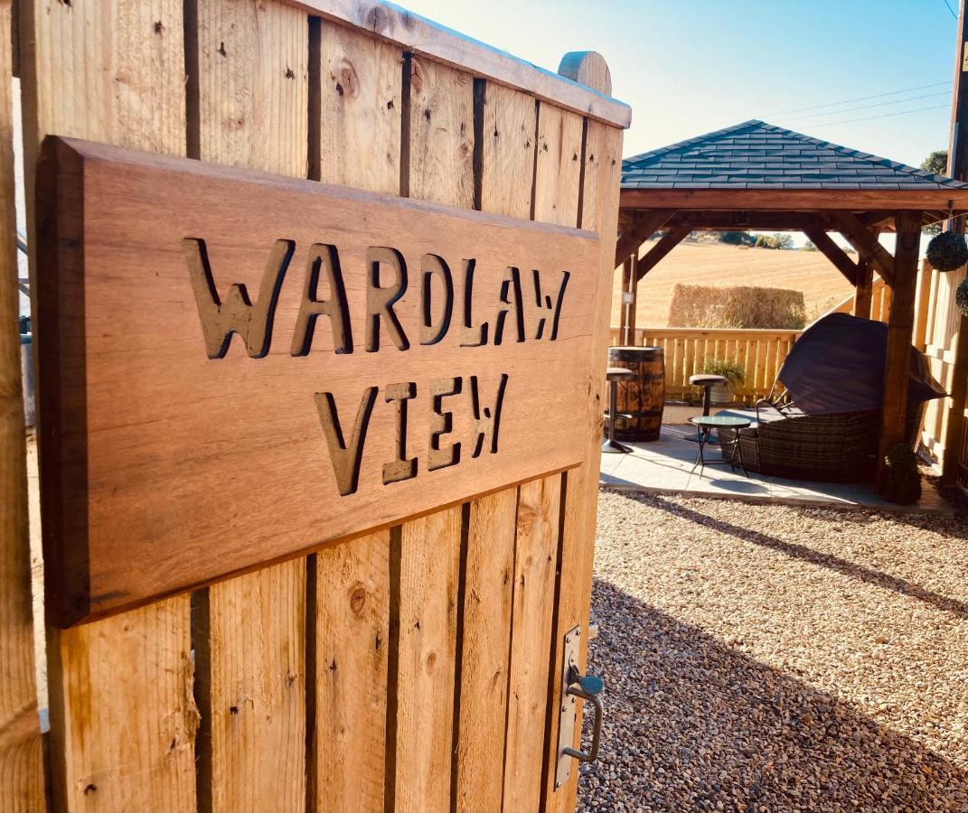 'Wardlaw View' Luxury Studio Apartment With Stunning View Kirkhill Extérieur photo
