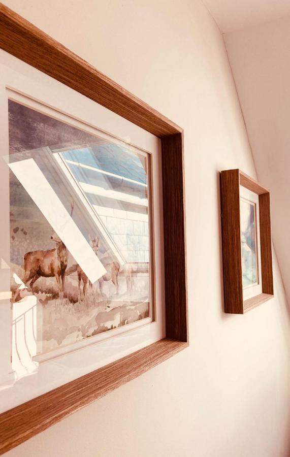 'Wardlaw View' Luxury Studio Apartment With Stunning View Kirkhill Extérieur photo